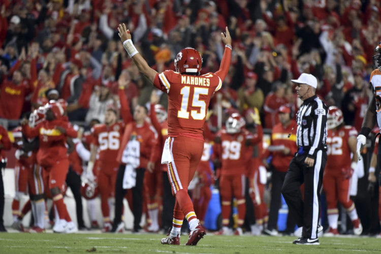 Mahomes Torches Bengals For 4 TDs In 45 10 Win News Sports Jobs 
